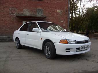 1996 Mitsubishi Lancer Pictures