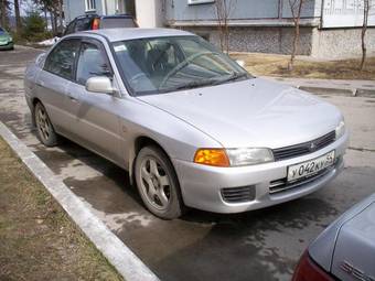 1997 Mitsubishi Lancer Photos