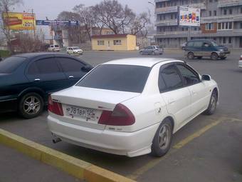 1997 Mitsubishi Lancer Photos