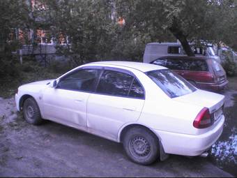 1997 Mitsubishi Lancer Pictures