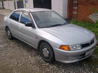 1997 Mitsubishi Lancer Photos