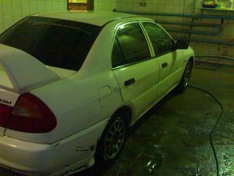 1998 Mitsubishi Lancer Pictures