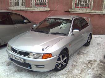 1998 Mitsubishi Lancer Pictures