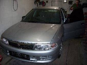 1998 Mitsubishi Lancer Pictures