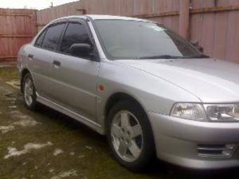 1998 Mitsubishi Lancer Pictures