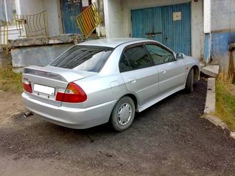 1998 Mitsubishi Lancer Photos