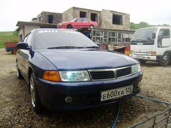 1998 Mitsubishi Lancer Photos