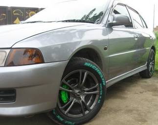 1998 Mitsubishi Lancer Pictures