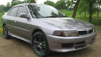1998 Mitsubishi Lancer Pictures