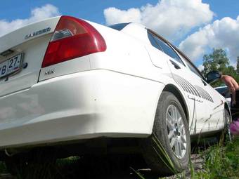 1998 Mitsubishi Lancer Pics