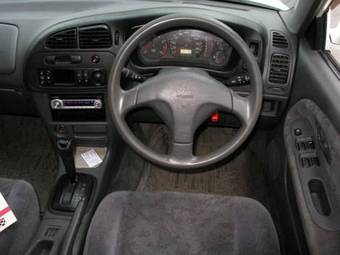 1998 Mitsubishi Lancer Photos