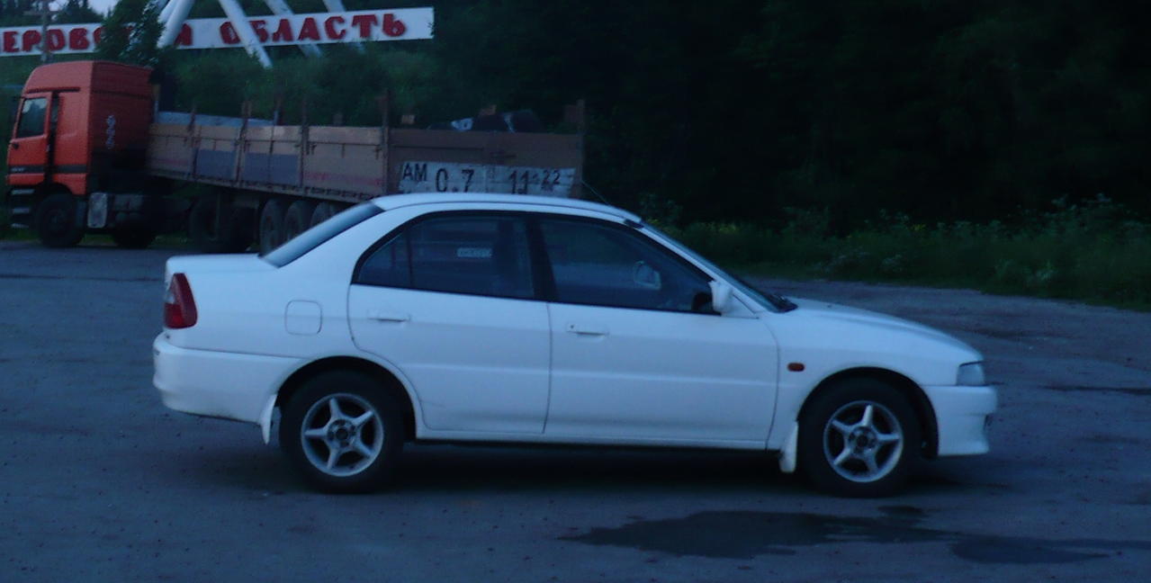 1998 Mitsubishi Lancer