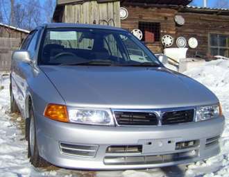 1999 Mitsubishi Lancer Photos