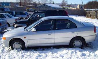 1999 Mitsubishi Lancer Photos