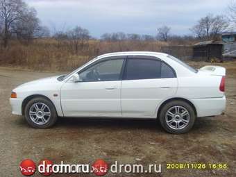 1999 Mitsubishi Lancer Pics