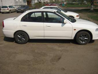 1999 Mitsubishi Lancer Wallpapers