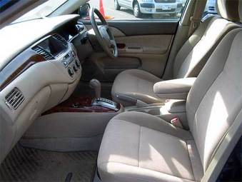 2000 Mitsubishi Lancer Photos