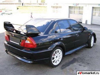 2000 Mitsubishi Lancer Images