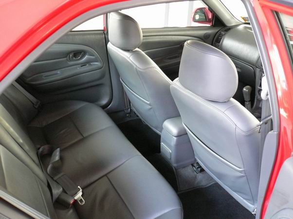 2000 Mitsubishi Lancer Pics