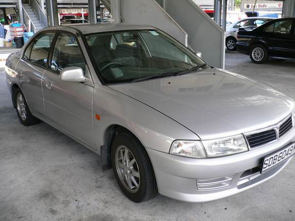 2000 Mitsubishi Lancer Wallpapers