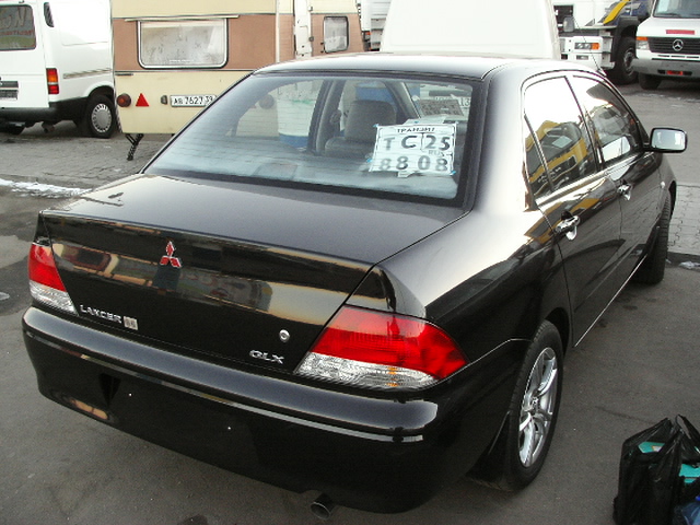 2000 Mitsubishi Lancer Photos