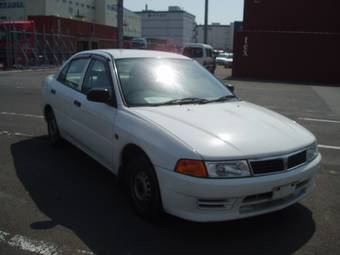 2000 Mitsubishi Lancer Pics