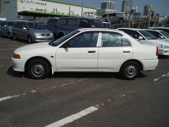 2000 Mitsubishi Lancer Pictures