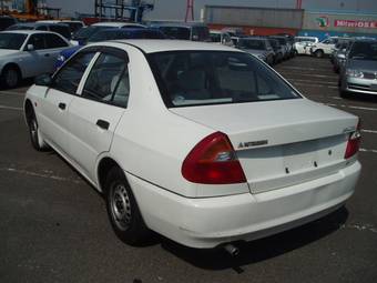 2000 Mitsubishi Lancer Pictures