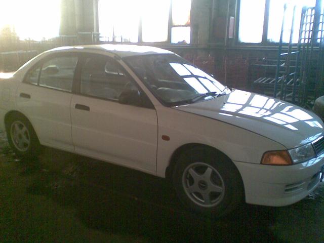 2000 Mitsubishi Lancer
