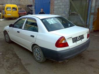 2000 Mitsubishi Lancer Pictures