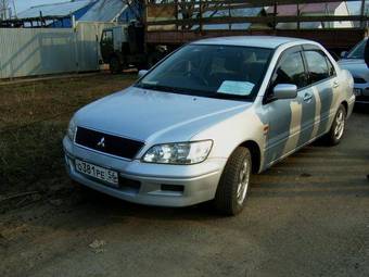 2000 Mitsubishi Lancer Pictures