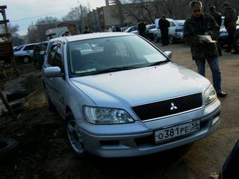 2000 Mitsubishi Lancer Photos