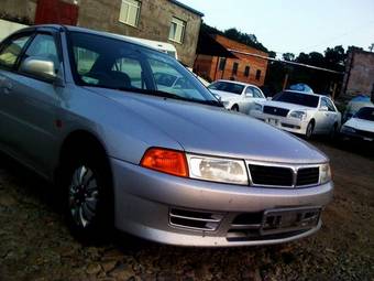 2000 Mitsubishi Lancer Photos