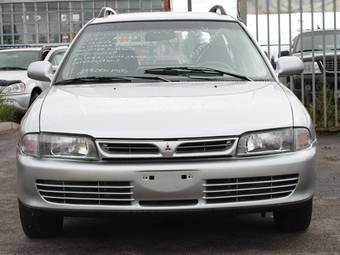 2000 Mitsubishi Lancer Photos