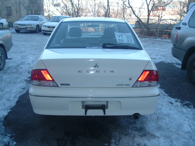 2001 Mitsubishi Lancer Pictures