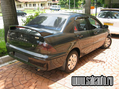 2001 Mitsubishi Lancer Photos