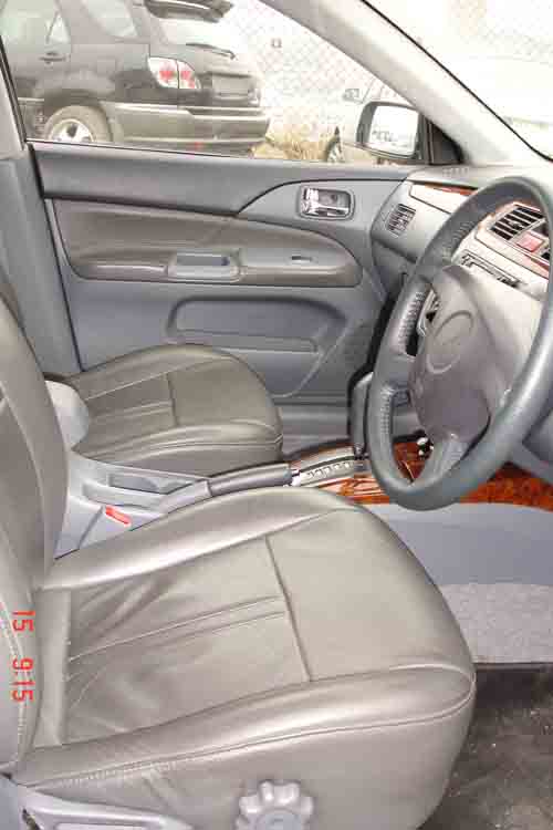 2001 Mitsubishi Lancer Pictures