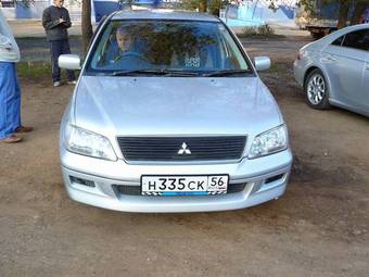 2001 Mitsubishi Lancer Photos