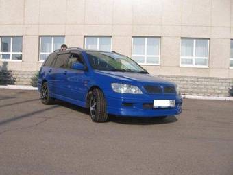 2001 Mitsubishi Lancer Photos