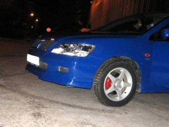 2001 Mitsubishi Lancer Photos