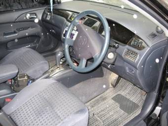 2001 Mitsubishi Lancer Photos