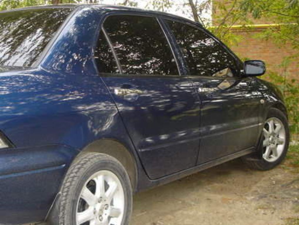 2002 Mitsubishi Lancer