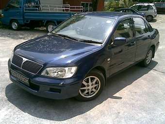 2002 Mitsubishi Lancer Photos