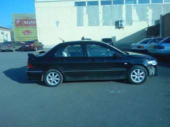 2002 Mitsubishi Lancer Pictures