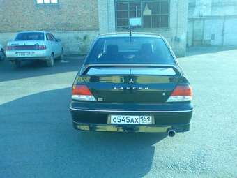2002 Mitsubishi Lancer Photos