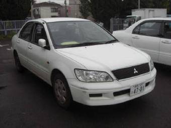 2002 Mitsubishi Lancer Pictures