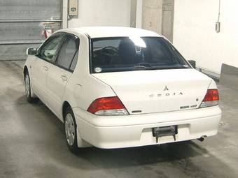 2002 Mitsubishi Lancer Pictures