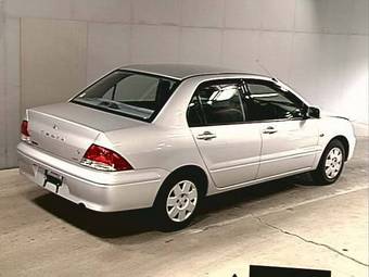 2002 Mitsubishi Lancer Pictures