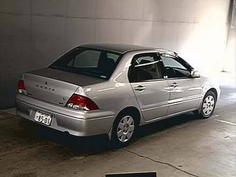 2002 Mitsubishi Lancer Pics