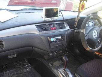 2002 Mitsubishi Lancer Pictures